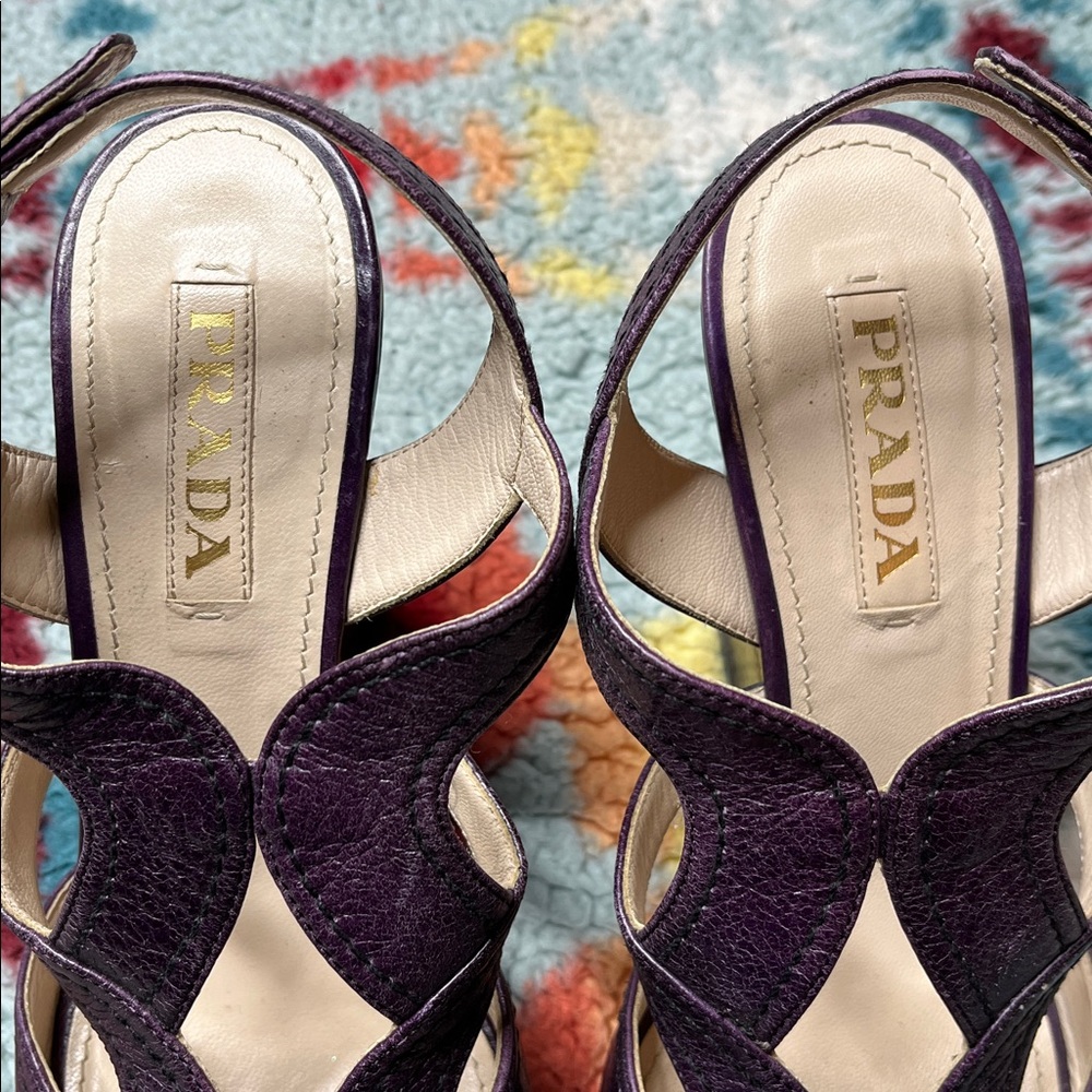 Prada purple platform wedge peep toe sandals - Picture 5 of 10